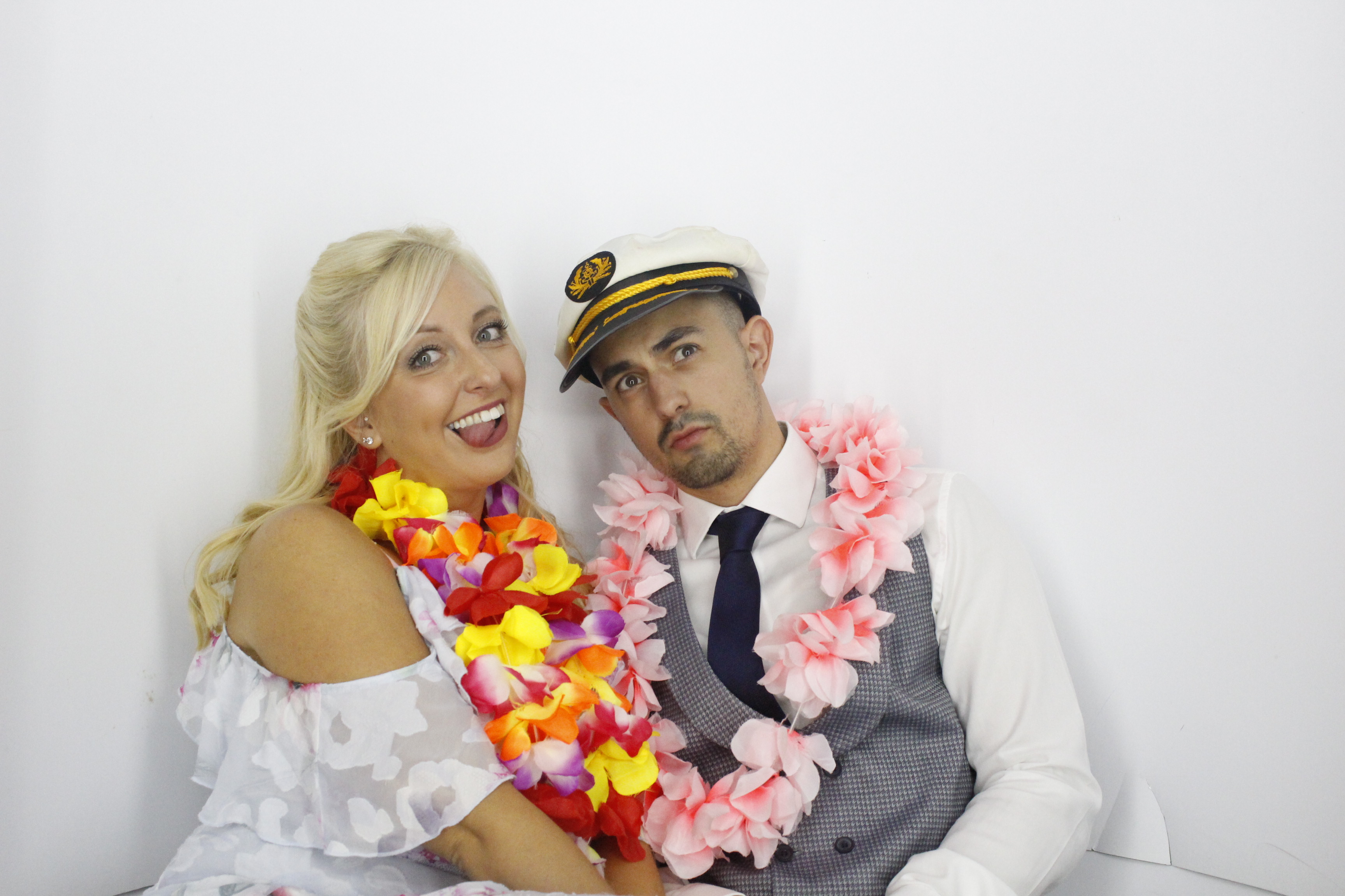 Sam & Rachel's Wedding | View more photos from the event at gallery.myphotoboothexperience.co.uk/u/MyPhotoBoothExperienceLtd/Sam-Rachels-Wedding